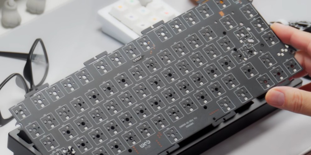 1.2mm vs 1.6mm PCB Keyboard: Choose the Right Thickness - WELLER